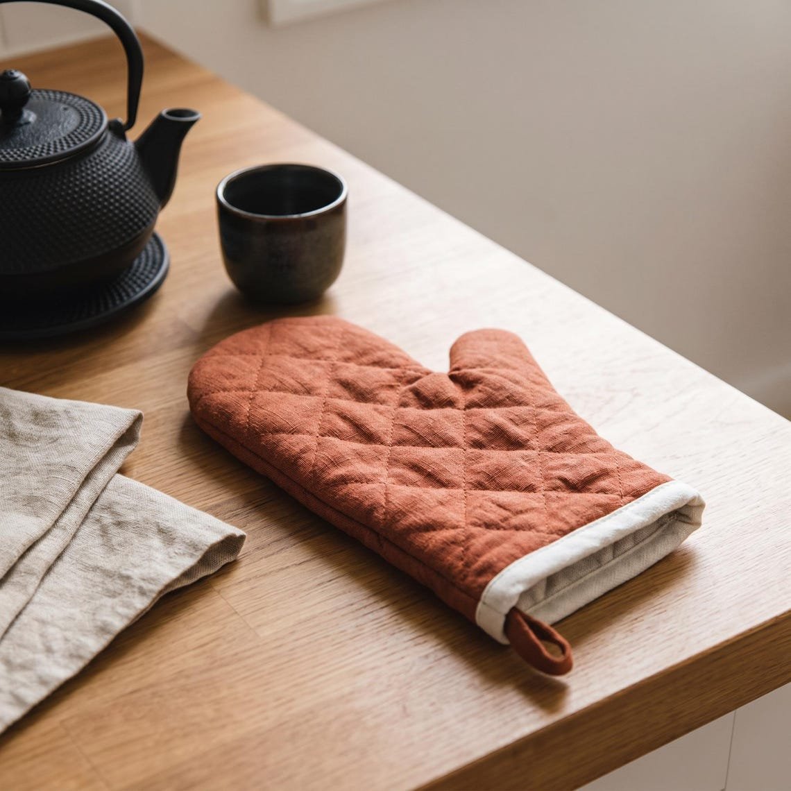 Linen Quilted Oven Mitt