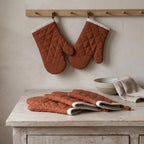 Linen Quilted Oven Mitt